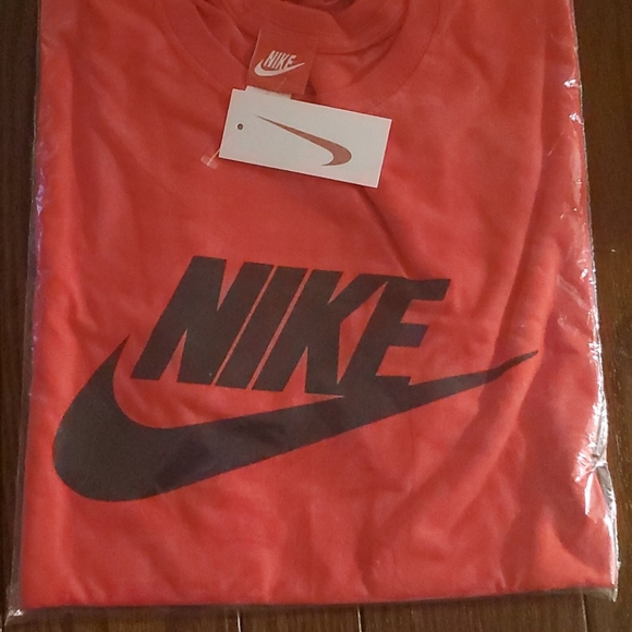 Nico :: Red/Black - Picture 1 of 1